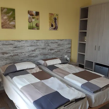 Terraluna Guest house *